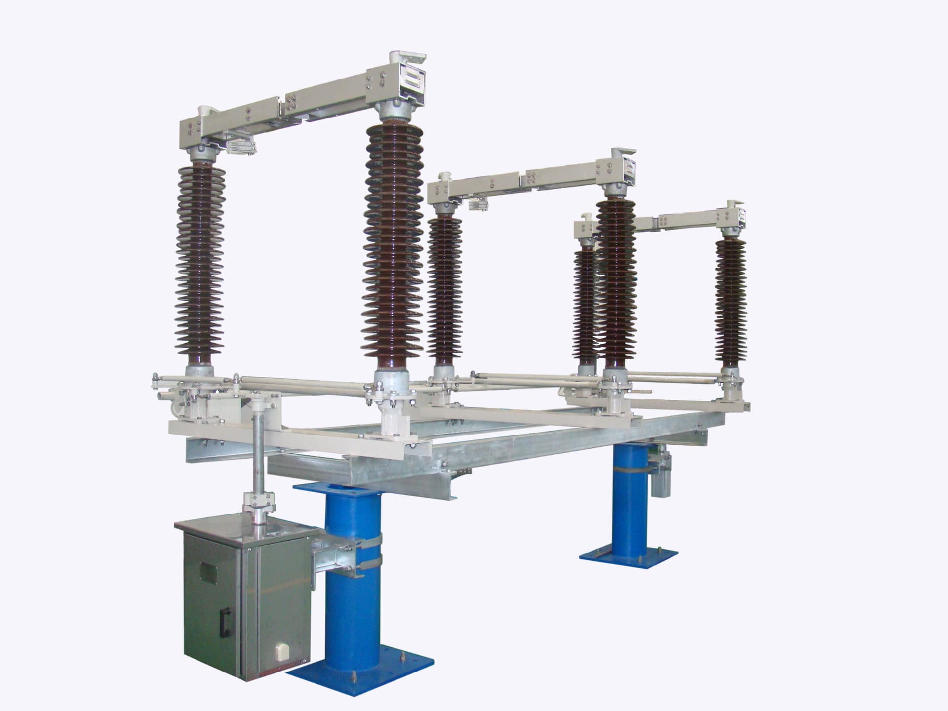 Center Break Disconnectors